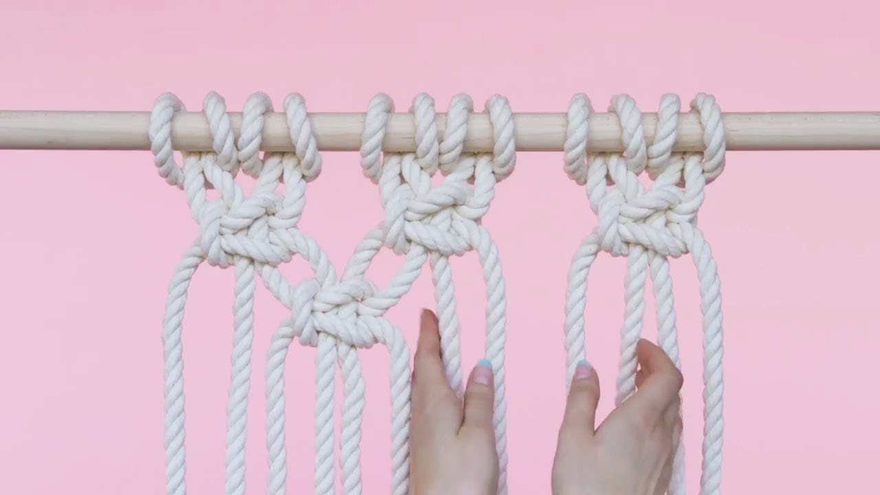 Macramé 101: Alternating Square Knots